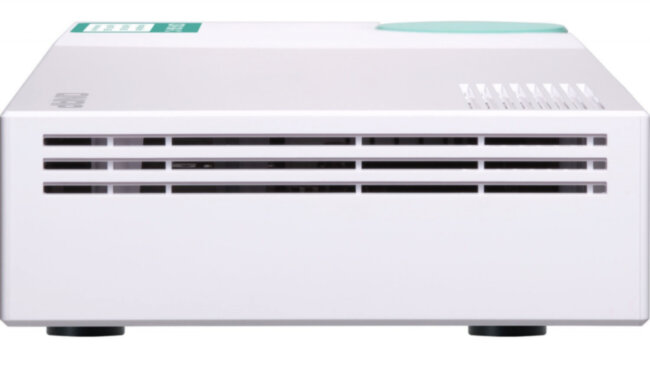 Коммутатор QNAP QSW-308-1C Коммутатор QNAP QSW-308-1C