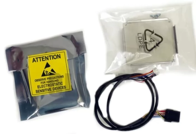 Модуль защиты данных для RAID контроллера LSi CVPM05 05-50039-00 Модуль защиты данных для RAID контроллера LSi CVPM05 05-50039-00