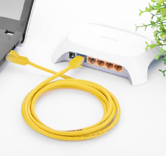 Greenconnect Патч-корд прямой 1.0m, UTP кат.5e, желтый, позолоченные контакты, 24 AWG, литой, GCR-LNC02-1.0m, ethernet high speed 1 Гбит/с, RJ45, T568B Greenconnect RJ45(m) - RJ45(m) Cat. 5e U/UTP PVC 1м жёлтый Greenconnect Патч-корд прямой 1.0m, UTP кат.5e, желтый, позолоченные контакты, 24 AWG, литой, GCR-LNC02-1.0m, ethernet high speed 1 Гбит/с, RJ45, T568B Greenconnect RJ45(m) - RJ45(m) Cat. 5e U/UTP PVC 1м жёлтый