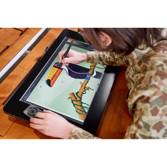 Интерактивный дисплей Wacom Cintiq Pro 24 touch Интерактивный дисплей Wacom Cintiq Pro 24 touch