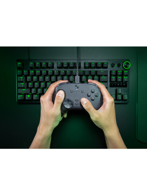 Игровой контроллер Razer Wolverine V3 Tournament Ed. For PC Razer RZ06-05550100-R3M1 Игровой контроллер Razer Wolverine V3 Tournament Ed. For PC Razer RZ06-05550100-R3M1