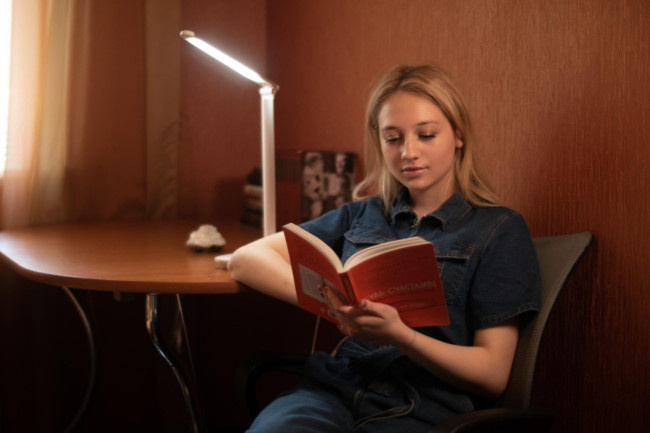 Светильник настольный светодиодный СТАРТ CT113 белый Светильник настольный светодиодный СТАРТ CT113 белый Светильник настольный светодиодный СТАРТ CT113 белый Светильник настольный светодиодный СТАРТ CT113 белый