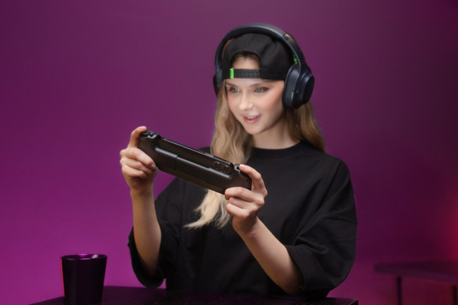 Игровой контроллер Razer Kishi V2 for iOS Razer RZ06-04190100-R3M1 Игровой контроллер Razer Kishi V2 for iOS Razer RZ06-04190100-R3M1