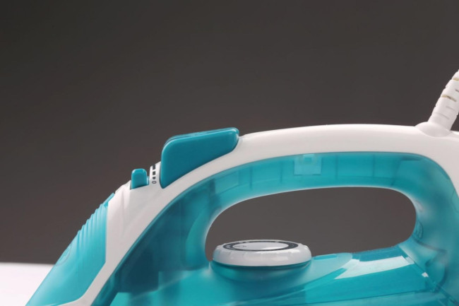 Утюг паровой Gorenje, 1800 Вт, белый/зеленый Gorenje SIH1800TQC Утюг паровой Gorenje, 1800 Вт, белый/зеленый Gorenje SIH1800TQC