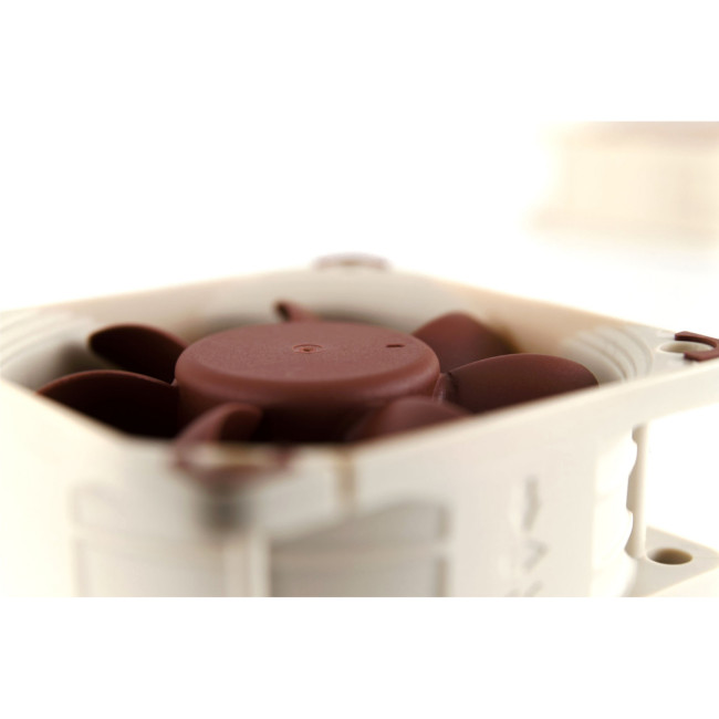 Кулер для корпуса Noctua NF-A6X25 5V PWM Кулер для корпуса Noctua NF-A6X25 5V PWM