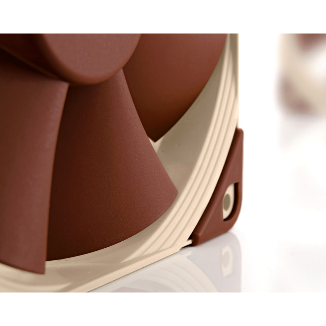 Кулер для корпуса Noctua NF-F12 PWM Кулер для корпуса Noctua NF-F12 PWM