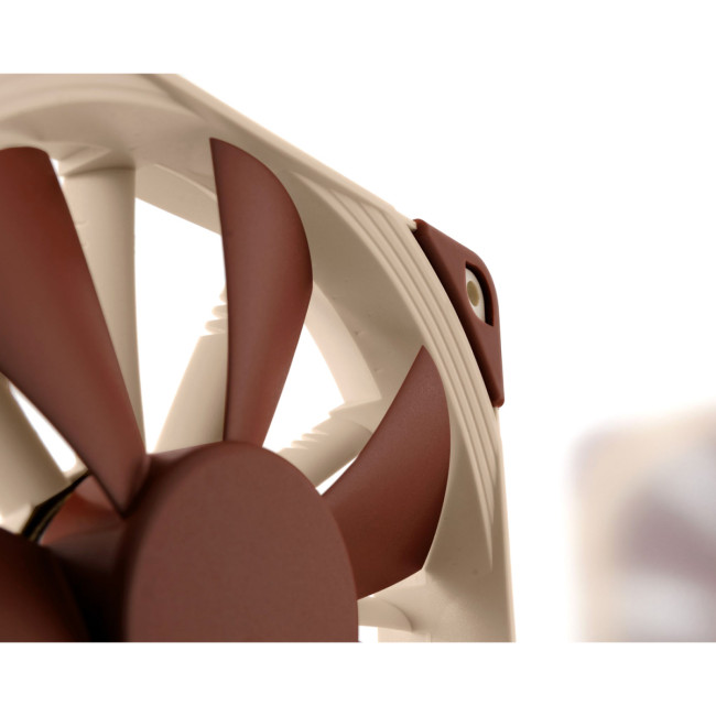 Кулер для корпуса Noctua NF-F12 PWM Кулер для корпуса Noctua NF-F12 PWM