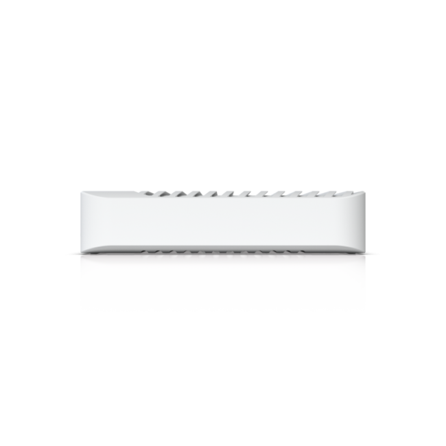 Коммутатор Ubiquiti USW-Pro-8-POE Коммутатор Ubiquiti USW-Pro-8-POE