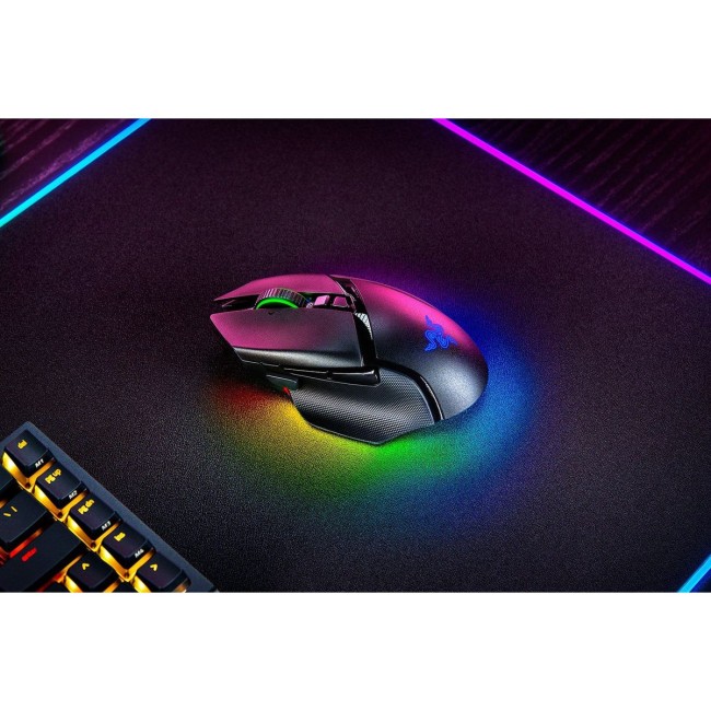 Игровая мышь Razer Basilisk V3 Pro 35K - Black gaming mouse Razer Basilisk V3 Pro 35K - Black gaming mouse RZ01-05240100-R3G1