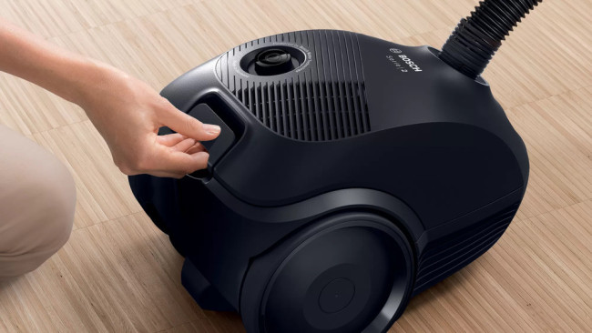 Пылесос Bosch BOSCH Serie 2 BGBS2LB1 Пылесос Bosch BOSCH Serie 2 BGBS2LB1