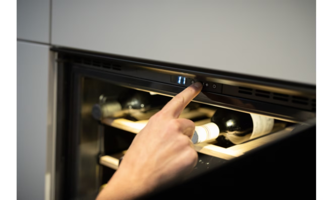 Винный шкаф FMY 24 WCR BK Franke 131.0690.488