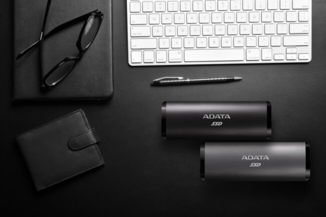 Твердотельный накопитель ADATA SE760