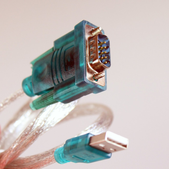 Кабель-переходник USB Am -> RS-232 DB9M, винты ( добавляет в систему новый COM порт) VCOM <VUS7050> VCOM USB Am  —  RS-232 DB9M