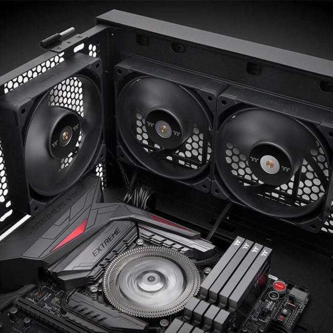 Вентилятор для корпуса Thermaltake CL-F140-PL14BL-A Вентилятор для корпуса Thermaltake CL-F140-PL14BL-A