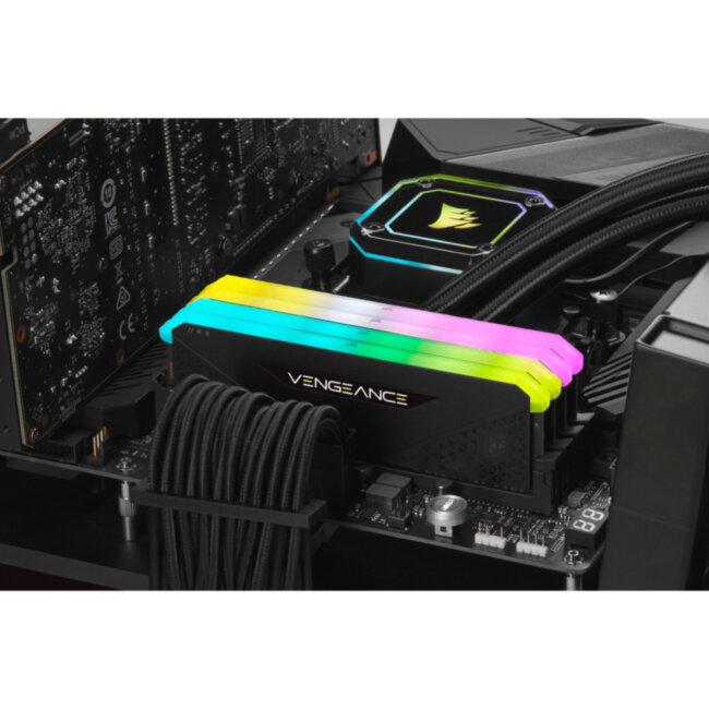 Память оперативная Corsair CMG16GX4M2E3200C16