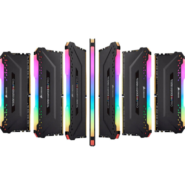 Память оперативная Corsair CMW32GX4M4D3600C18