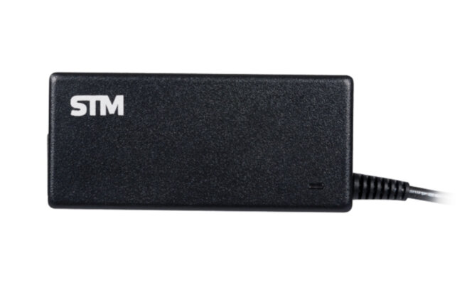 Универсальный адаптер для ноутбуков на 65Ватт STM BLU 65