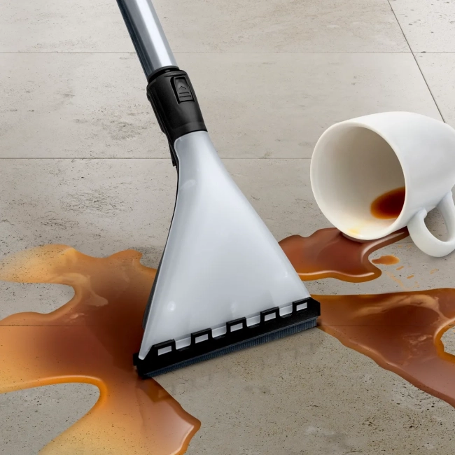 Пылесос BOSCH BOSCH BWD421PRO Пылесос BOSCH BOSCH BWD421PRO