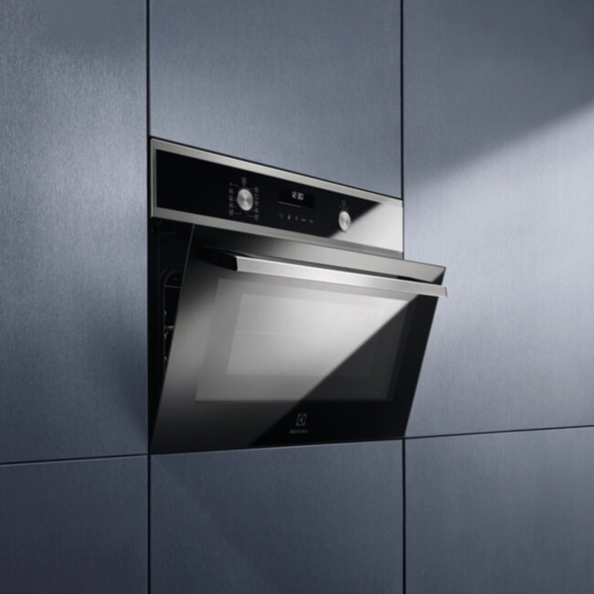 Встраиваемый духовой шкаф Electrolux Electrolux EVL6E46X