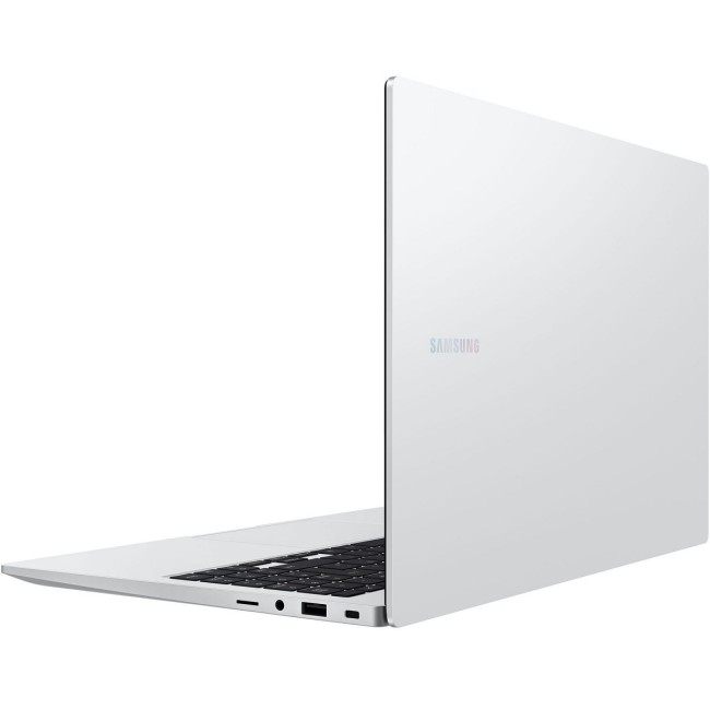 Ноутбук Samsung Electronics NP750XGK-LS3IN Ноутбук Samsung Electronics NP750XGK-LS3IN