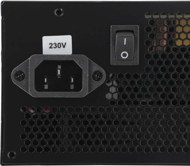 Блок питания Chieftec ELP-700S-BULK Блок питания Chieftec ELP-700S-BULK