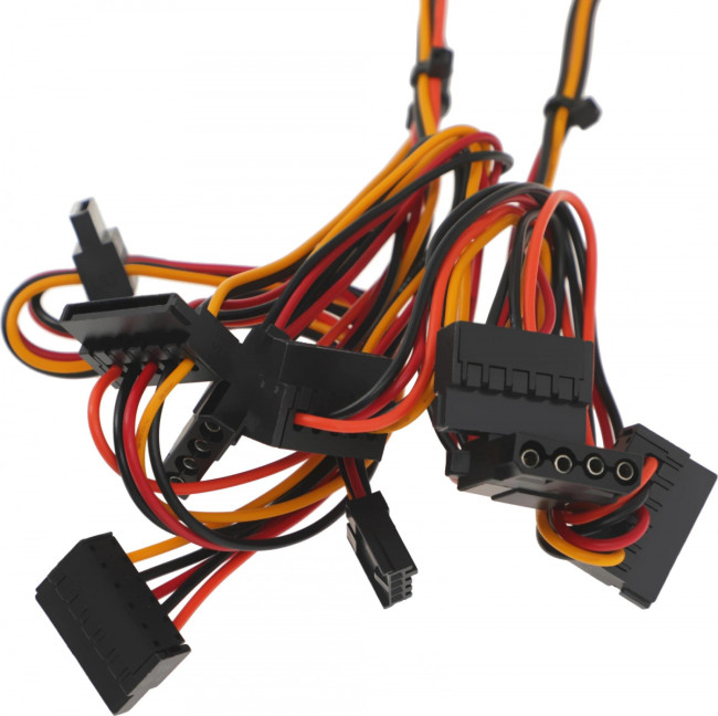 Блок питания Chieftec ELP-700S-BULK Блок питания Chieftec ELP-700S-BULK