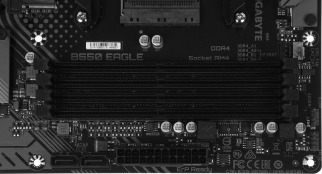 Материнская плата Gigabyte B550 EAGLE Материнская плата Gigabyte B550 EAGLE