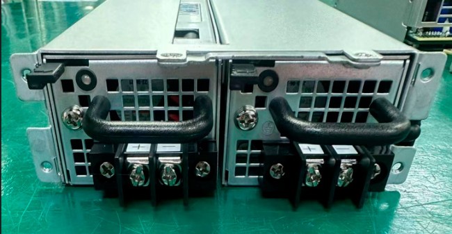 Блок питания серверный Qdion Model R1D-KH0300 P/Terminal Blocks Блок питания серверный Qdion Model R1D-KH0300 P/Terminal Blocks