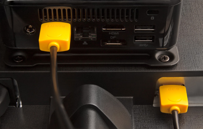 Greenconnect Кабель SLIM 1.0m HDMI 2.0, желтые коннекторы Slim, OD3.8mm, HDR 4:2:2, Ultra HD, 4K 60 fps 60Hz, 3D, AUDIO, 18.0 Гбит/с, 32/32 AWG, GCR-51574 Greenconnect HDMI (m) - HDMI (m) 1м