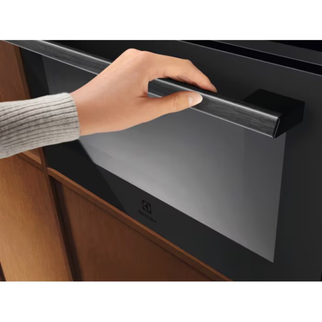 Встраиваемая микроволная печь Electrolux Electrolux EVM9E2XT Встраиваемая микроволная печь Electrolux Electrolux EVM9E2XT