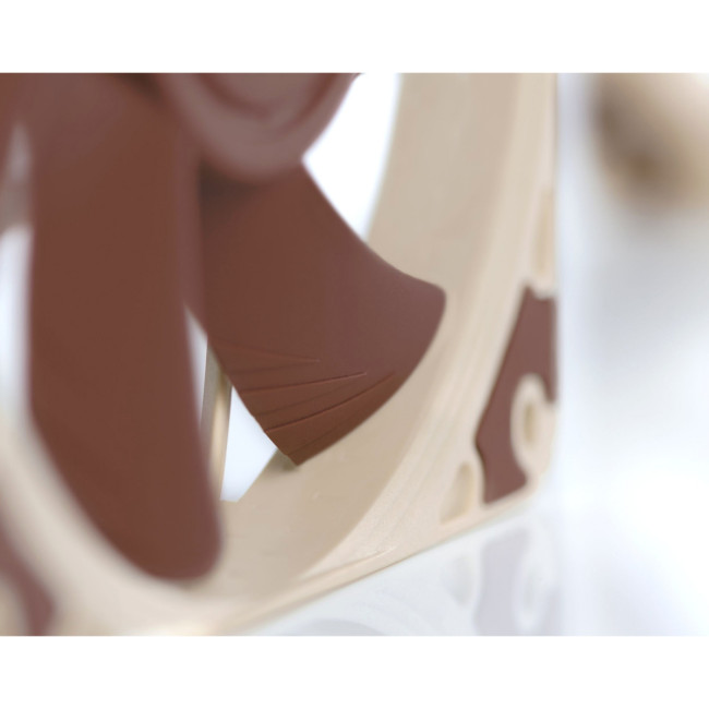 Кулер для корпуса Noctua NF-A12x15 FLX Кулер для корпуса Noctua NF-A12x15 FLX