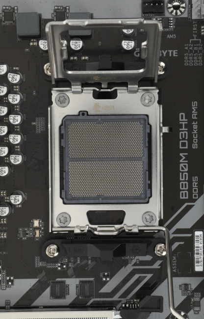 Материнская плата Gigabyte B850M D3HP Материнская плата Gigabyte B850M D3HP