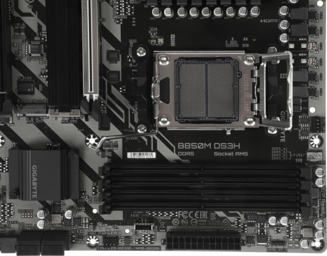 Материнская плата Gigabyte B850M DS3H Материнская плата Gigabyte B850M DS3H