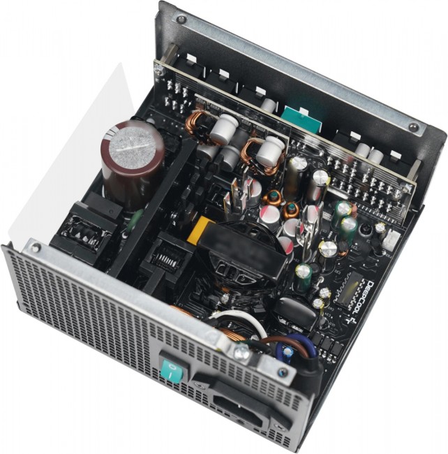 Блок питания Deepcool R-PN750M-FC0B-WGEU Блок питания Deepcool R-PN750M-FC0B-WGEU