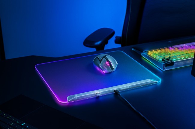 Игровой коврик для мыши Razer Firefly V2 Pro - Phantom White Ed. Mousepad Razer RZ02-04920400-R3M1