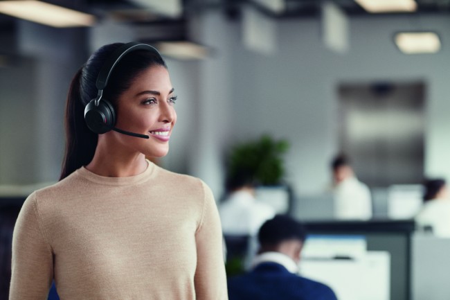 Гарнитура беспроводная Jabra Evolve2 65 - USB-A MS Teams Stereo with Charging Stand