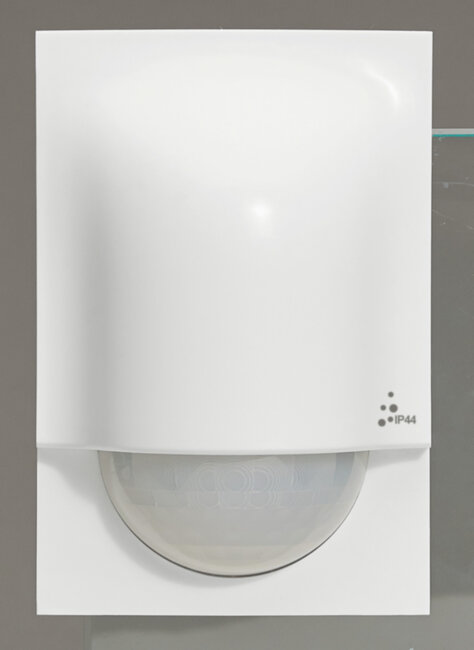 ДД б/пр.умн.IP44 Умный беспроводной инфракрасный датчик движения Legrand серия Celiane with NETATMO, Цвет Белый. Датчик движения 140⁰ 8м. IP44.