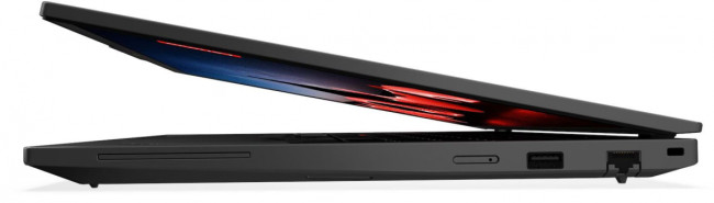 Ноутбук Lenovo 21MQS7GA00