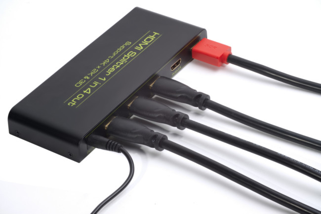 Greenconnect Разветвитель v1.4 HDMI 1на 4 выхода, 4K2K 30Hz /1080p 120Hz + индикация серия Greenline GL-v104C Greenconnect HDMI (f) to 4 x HDMI (f)