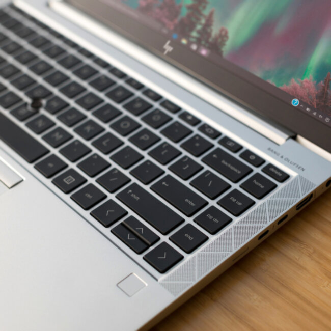 Ноутбук HP Elitebook 840 G8 (401J5EA#ABB) Ноутбук HP Elitebook 840 G8 (401J5EA#ABB)