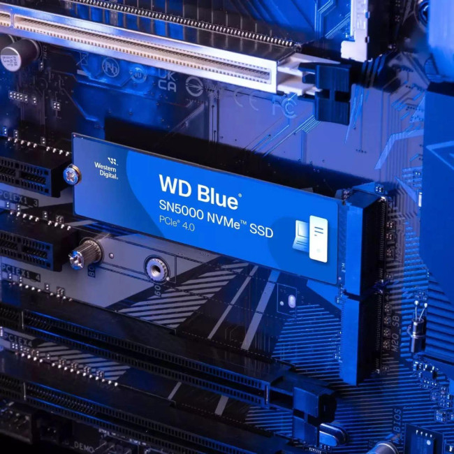 Накопитель SSD WD WDS100T4B0E Накопитель SSD WD WDS100T4B0E