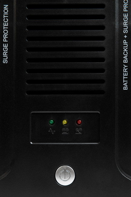 ИБП SMARTWATT UPS SAFE PRO 1000, линейно-интерактивный, мощность 1000/600 ВА/Вт, напольный/настенный, LED индикация, Shuko CEE7/4-8 шт. (4 шт. с резервным питанием, 4 шт.-сетевой фильтр), батарея 12В 9Ач 1шт., 205x285x94мм., 6.2кг., артикул 3703020270001 ИБП SMARTWATT UPS SAFE PRO 1000, линейно-интерактивный, мощность 1000/600 ВА/Вт, напольный/настенный, LED индикация, Shuko CEE7/4-8 шт. (4 шт. с резервным питанием, 4 шт.-сетевой фильтр), батарея 12В 9Ач 1шт., 205x285x94мм., 6.2кг., артикул 3703020270001
