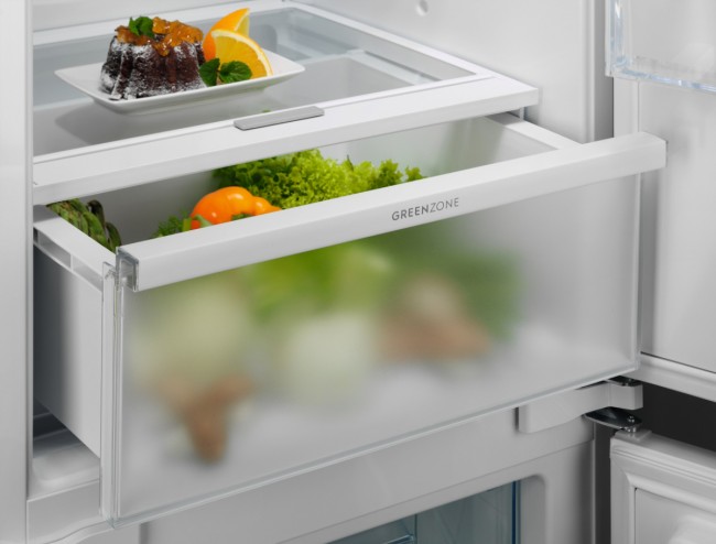 Встраиваемые холодильники ELECTROLUX Electrolux E7TNGE18S Встраиваемые холодильники ELECTROLUX Electrolux E7TNGE18S