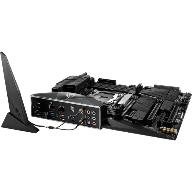 Материнская плата ASUS ROG STRIX X299-E GAMING II Материнская плата ASUS ROG STRIX X299-E GAMING II