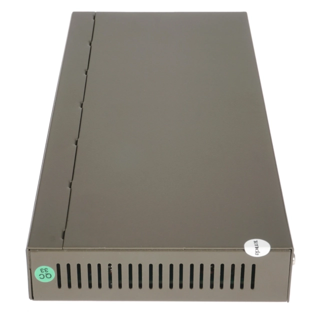 Коммутатор Tenda TEG1016M Коммутатор Tenda TEG1016M