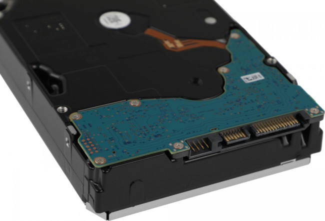 Жесткий диск Toshiba MG10ACA20TE Жесткий диск Toshiba MG10ACA20TE