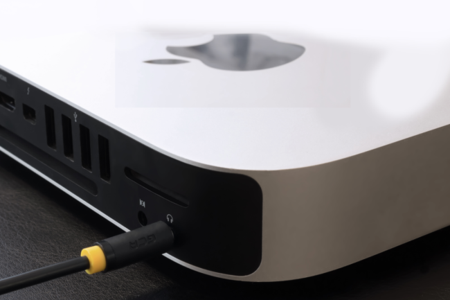 Greenconnect Кабель аудио 0.25m jack 3,5mm/jack 3,5mm черный, желтая окантовка, ультрагибкий, 28 AWG, M/M, Premium GCR-AVC1114-0.25m, экран, стерео Greenconnect 0.25m jack 3.5mm/jack 3.5mm черный