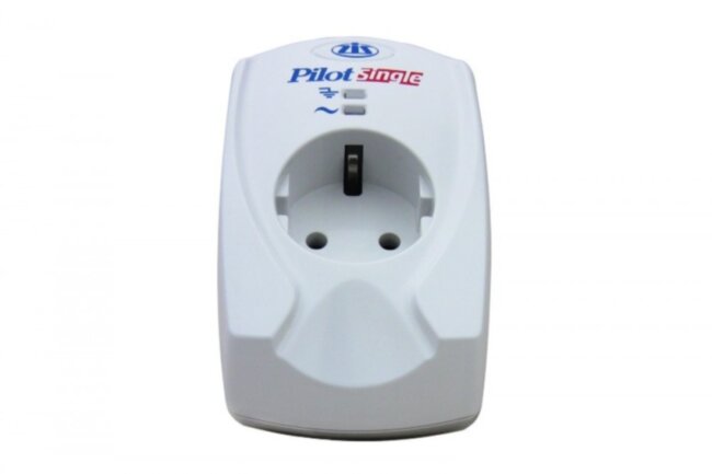 Сетевой фильтр Pilot Single, 1 розетка, Zero Start биметаллический предохранитель, микропроцессор (16А) ZIS Pilot Single (1 розетка) Сетевой фильтр Pilot Single, 1 розетка, Zero Start биметаллический предохранитель, микропроцессор (16А) ZIS Pilot Single (1 розетка)