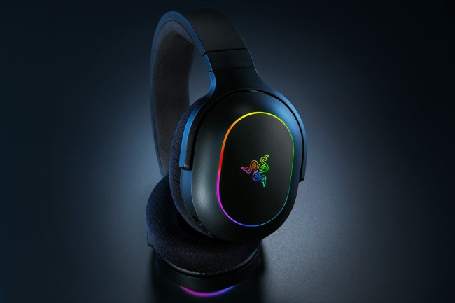 Гарнитура Razer Barracuda X Chroma gaming headset Razer RZ04-05220100-R3M1