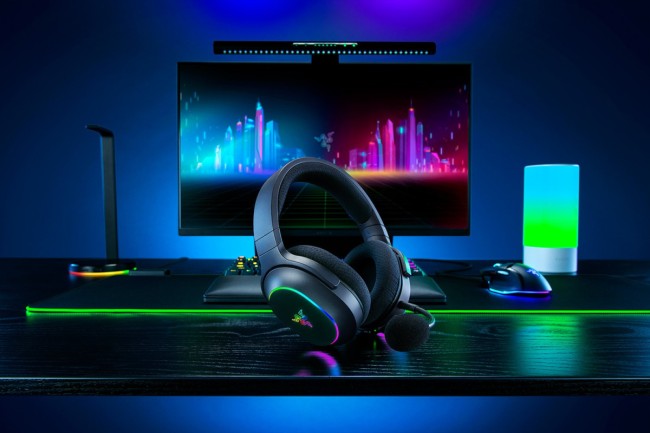 Гарнитура Razer Barracuda X Chroma gaming headset Razer RZ04-05220100-R3M1